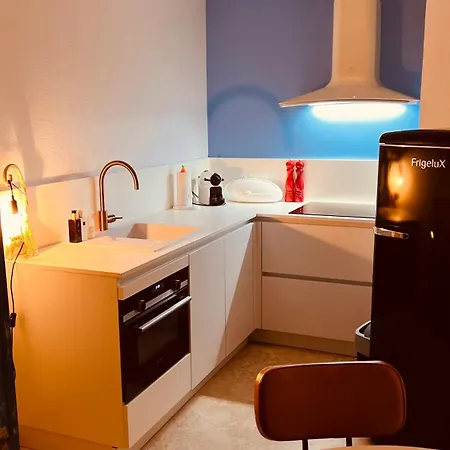 Apartment / / Marines De / Saint-tropez
